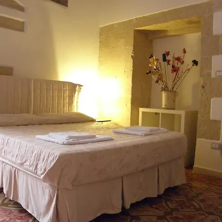 Antica Oda ve Kahvaltı Lecce